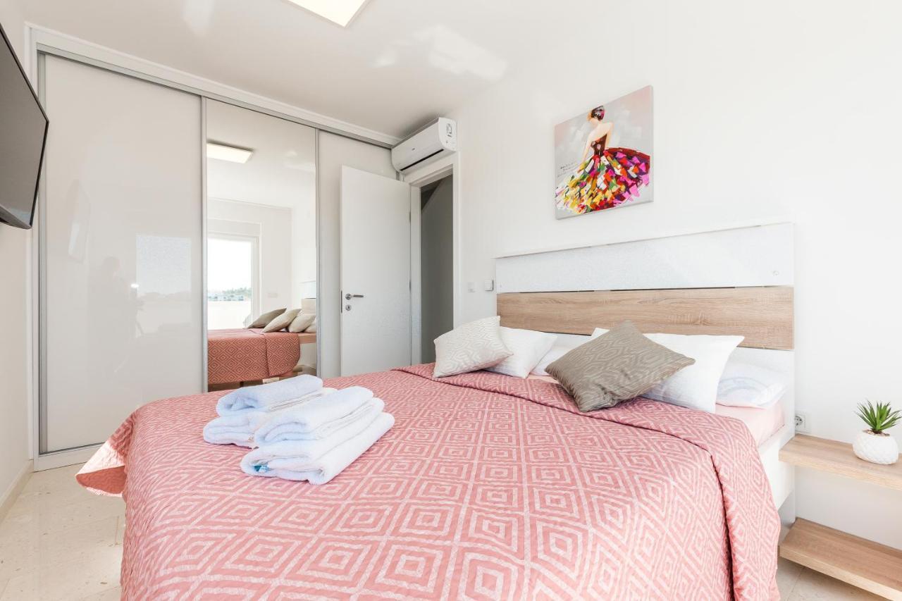 Villa Buzuk Vodice Exterior photo
